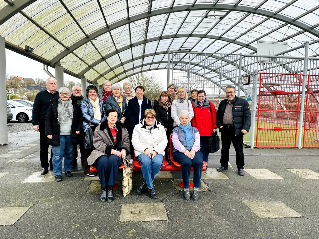 Photo de groupe de la formation Inclusion Numérique des Seniors - Groupe AK26 à l’EPN de Seilles