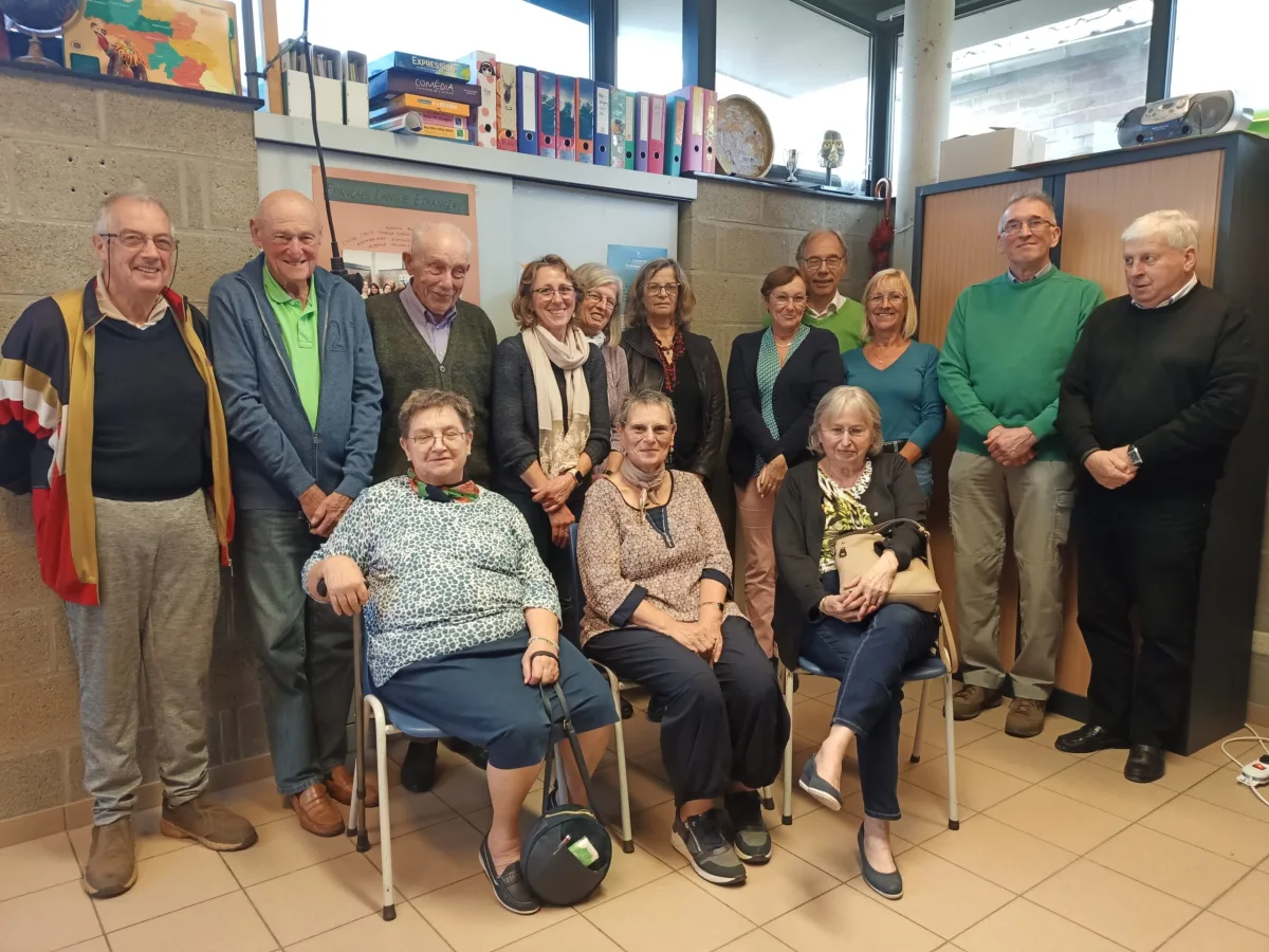 Photo de groupe de la 12e session – Tablettes tactiles et Smartphones à l'EPN de Seilles, 2022-2023